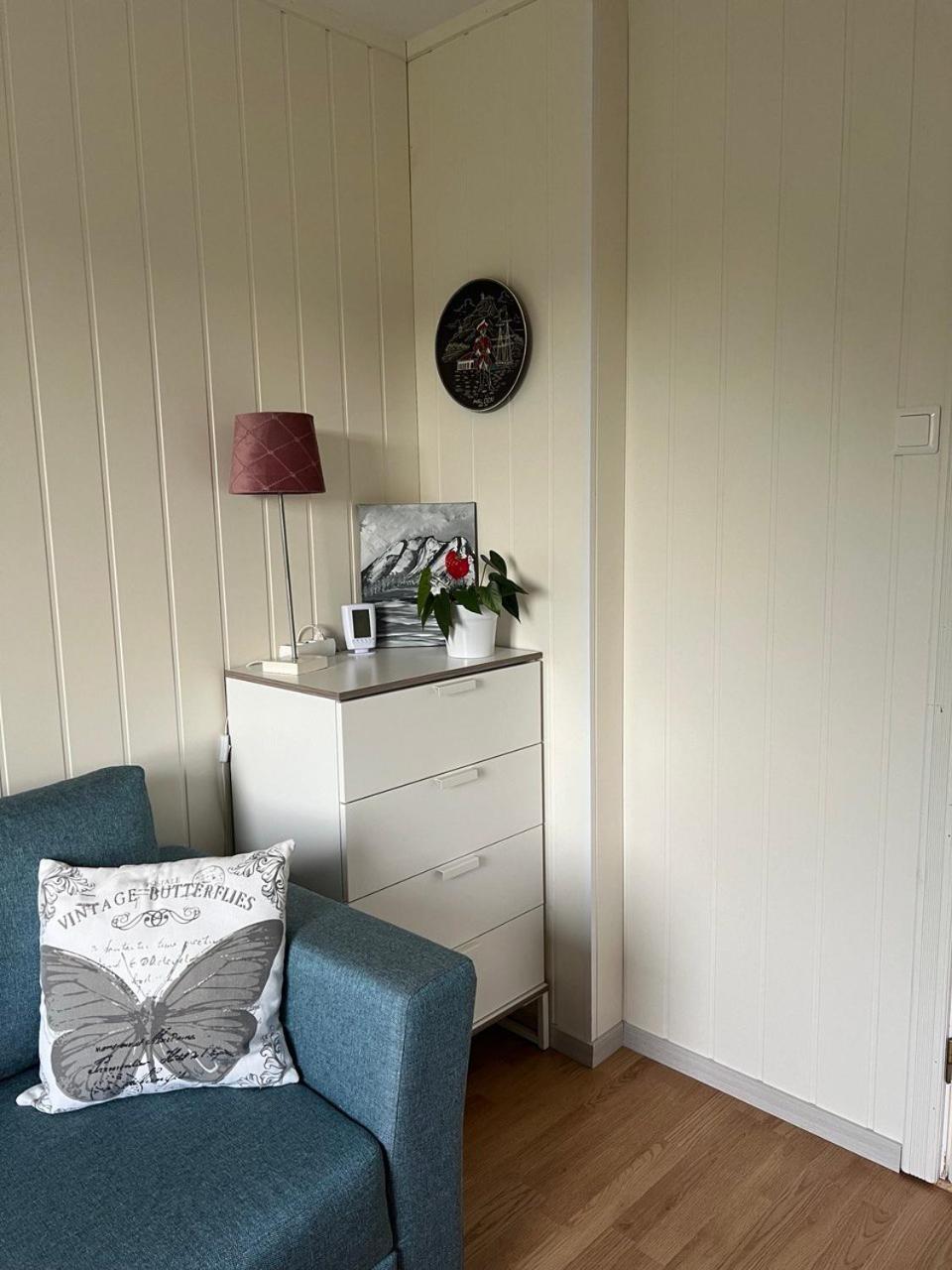 Guest Room In Private House Alesund Exterior photo