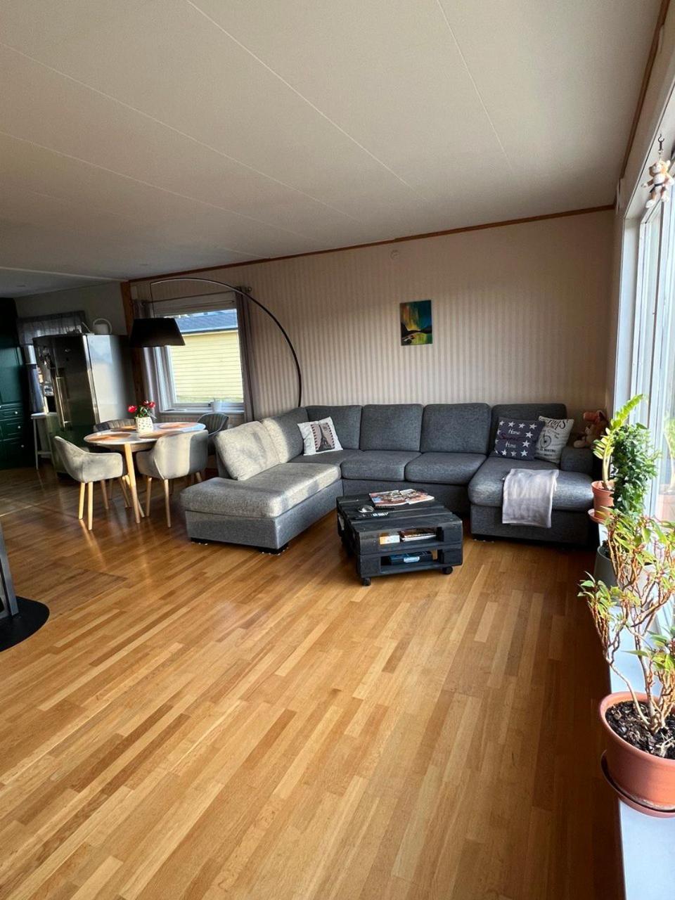 Guest Room In Private House Alesund Exterior photo